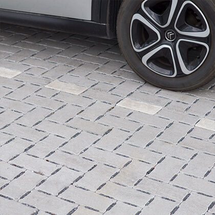 Waterdoorlatend busperron - Haringman Betonwaren