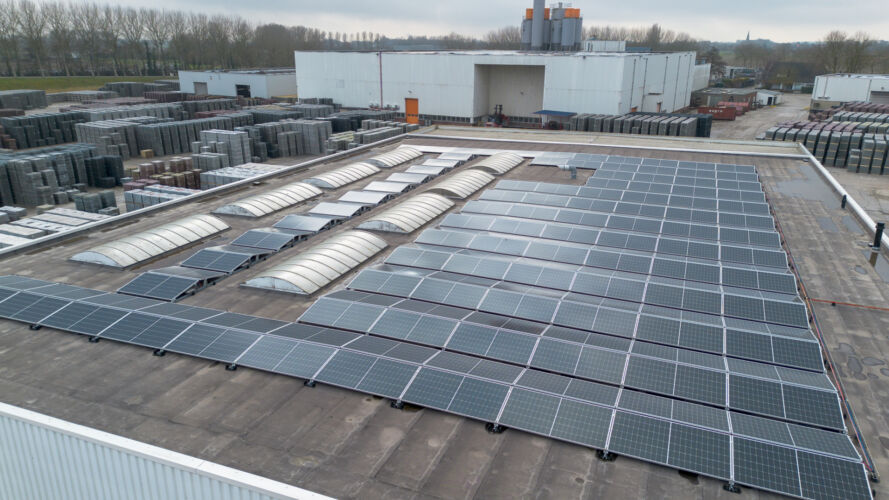 2025 februari zonnepanelen LR 13
