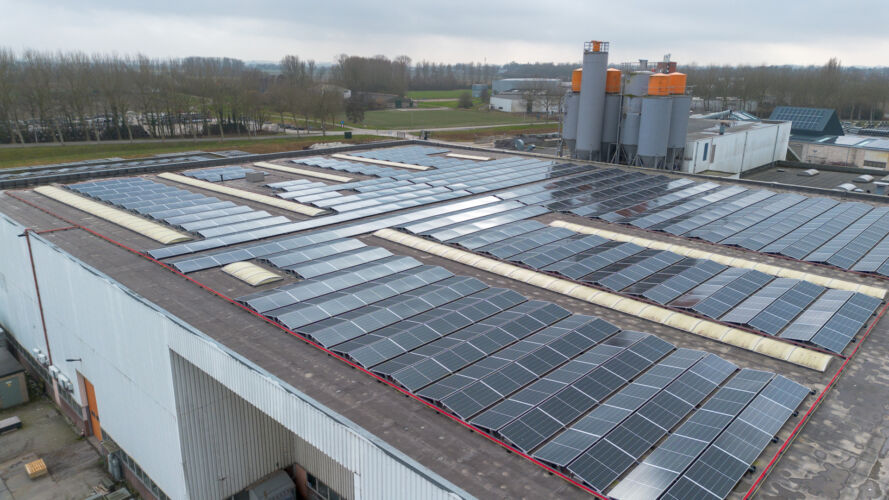 2025 februari zonnepanelen LR 16